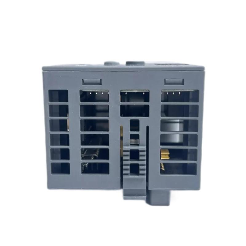 PM582 1SAP140200R0201 4