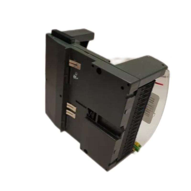 GE IC200CHS022J VersaMax Compact Box-Style I/O Carrier Module