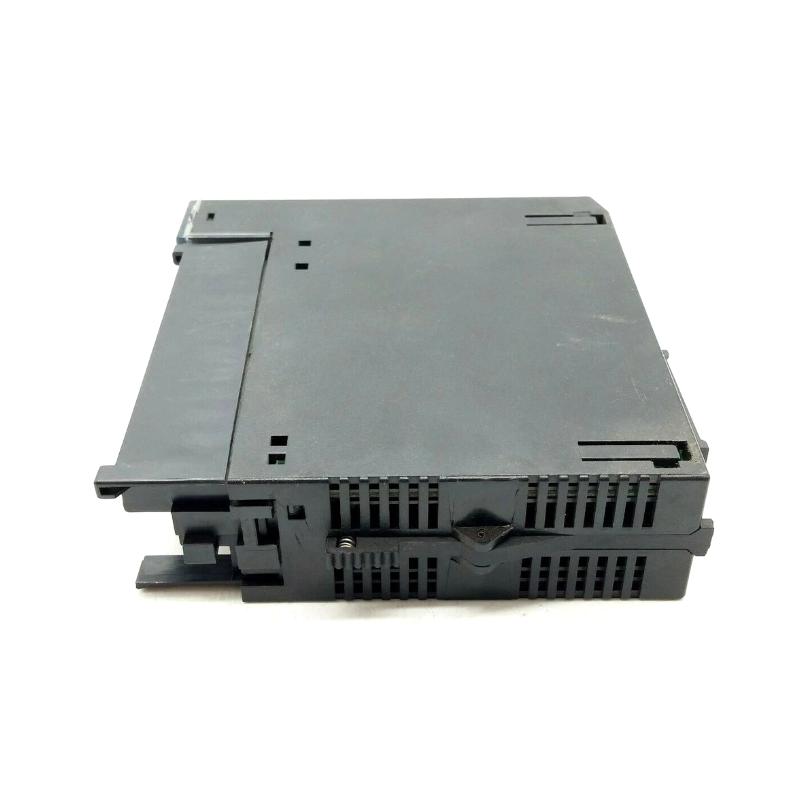 GE IC693MDL742E Discrete Output Module
