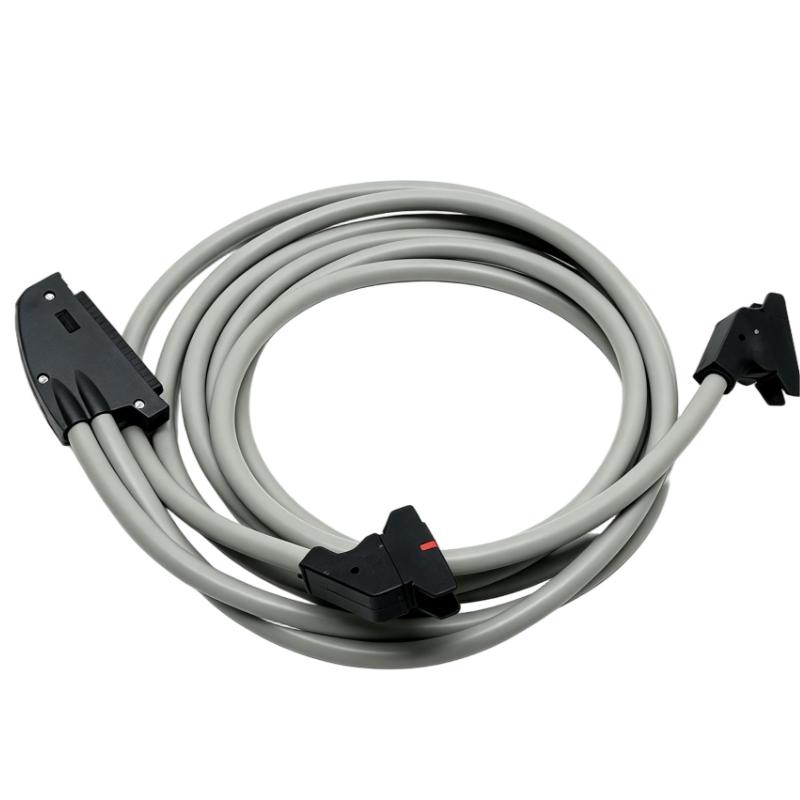 Schneider BMXFTA152 Cable Assembly