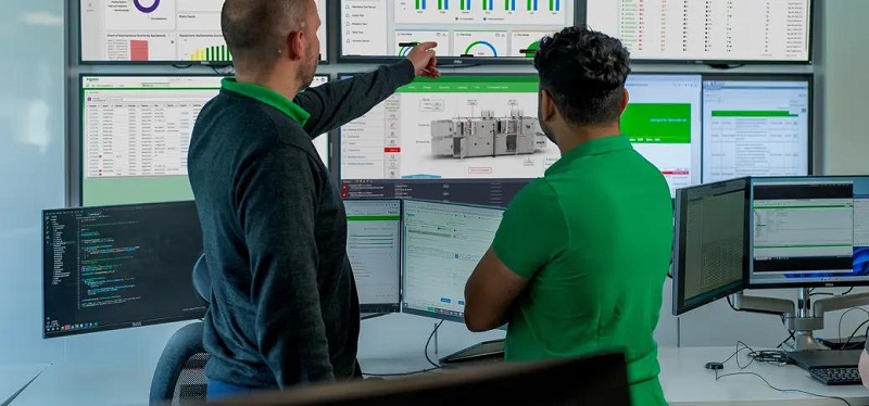 Schneider Electric Strengthens Industrial Control Solutions with Next-Generation PLC, HMI and Edge Automation Technologies Advanced PLC Platforms, Industrial HMI Systems and Edge Computing Solutions Accelerate Smart Factory Transformation