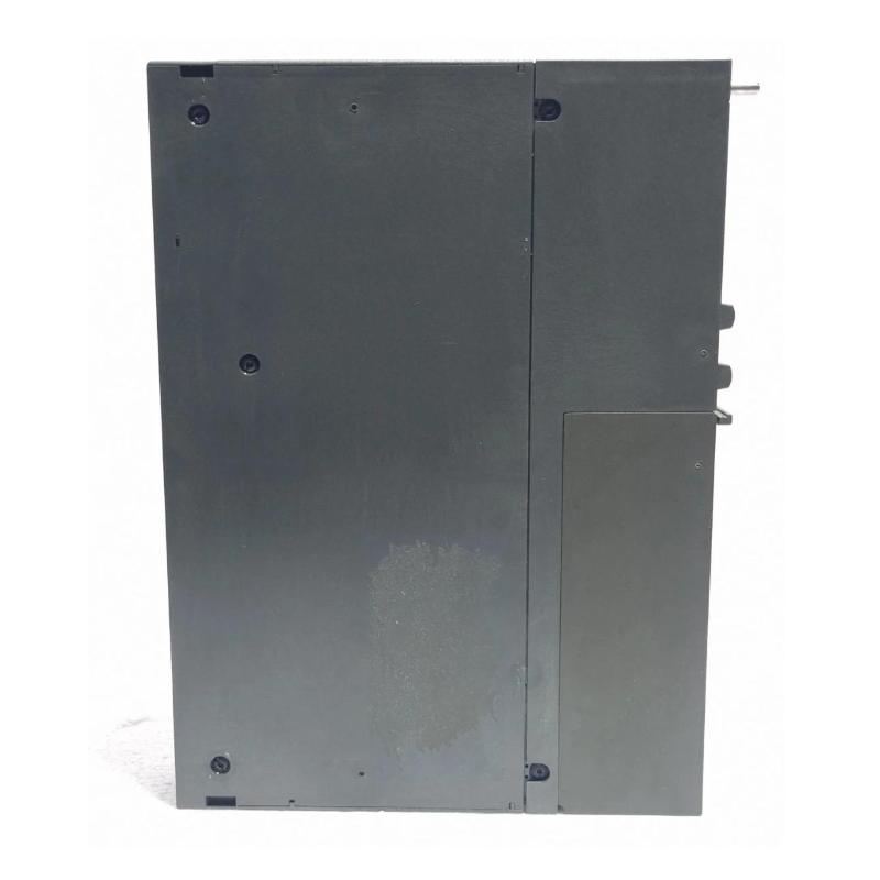 Siemens 6AG4010-5AB32-0FX5 SIMATIC IPC3000 SMART V2 Industrial PC