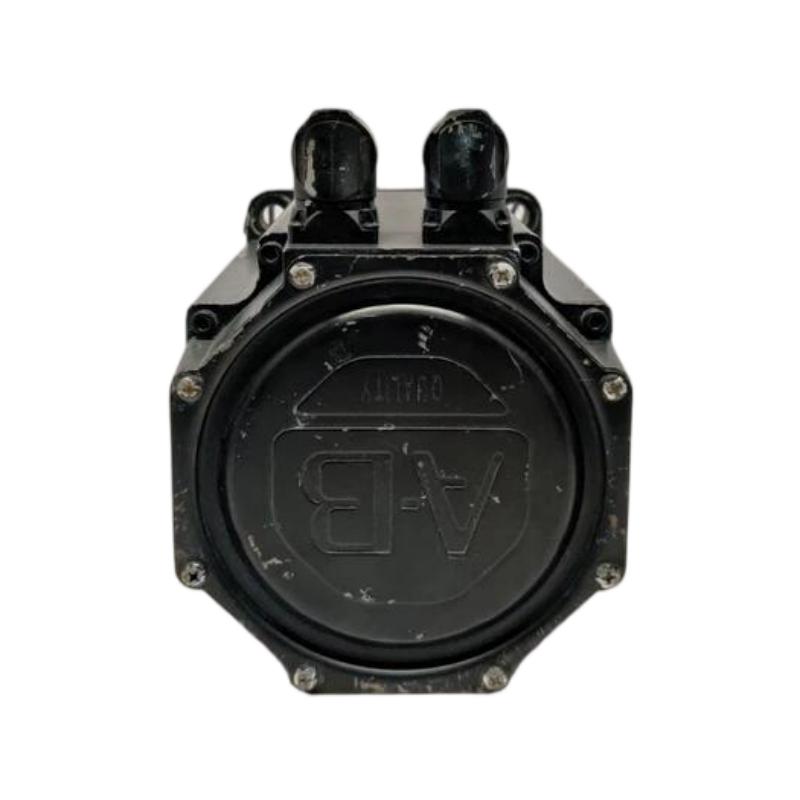 Allen Bradley MPL-B680D-SJ74AA Servo Motor